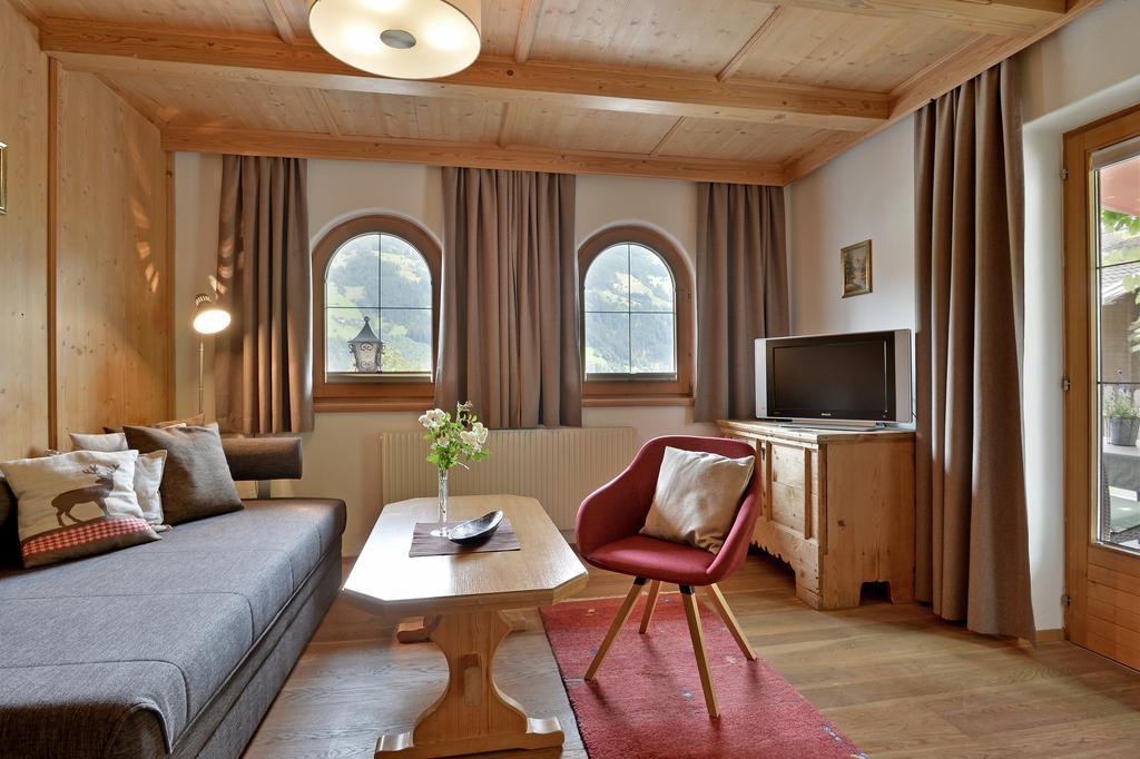 Kashuette Apartment Hippach Ruang foto