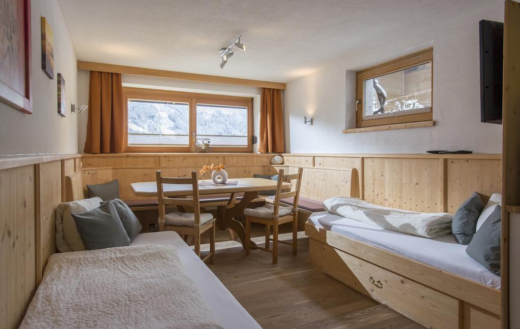Kashuette Apartment Hippach Bagian luar foto